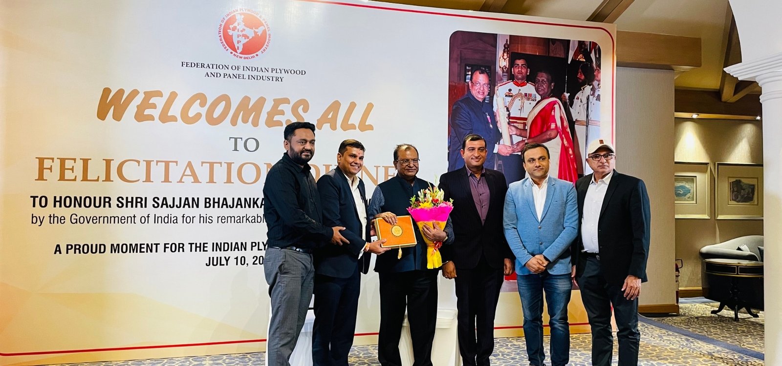 Felicitation of Shri Sajjan Bhajanka