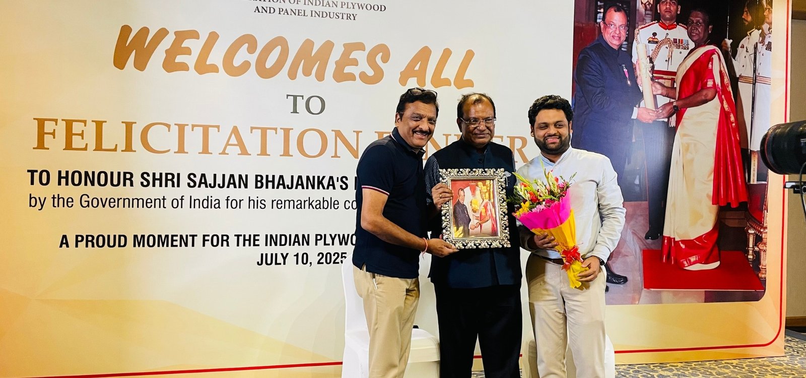 Felicitation of Shri Sajjan Bhajanka