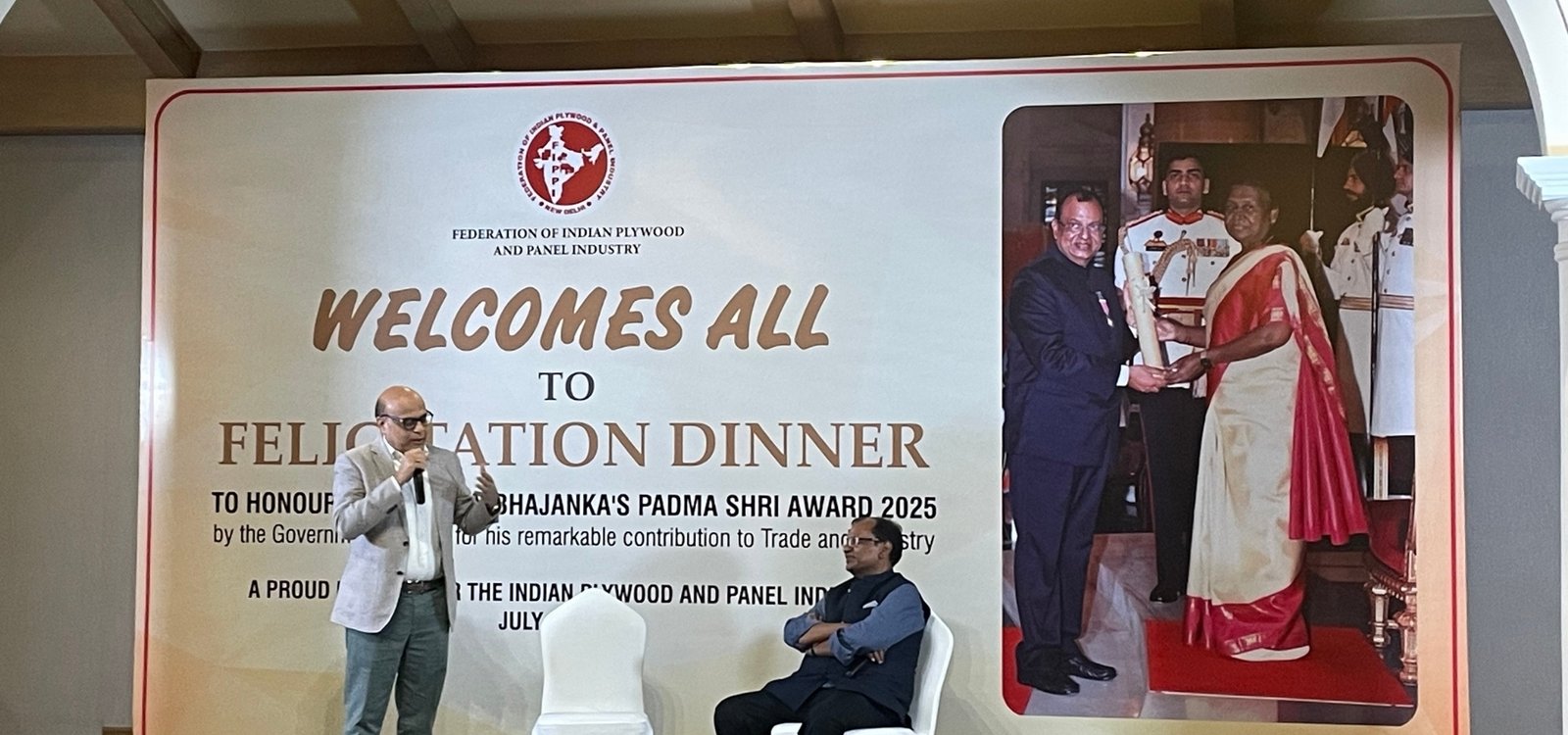 Felicitation of Shri Sajjan Bhajanka