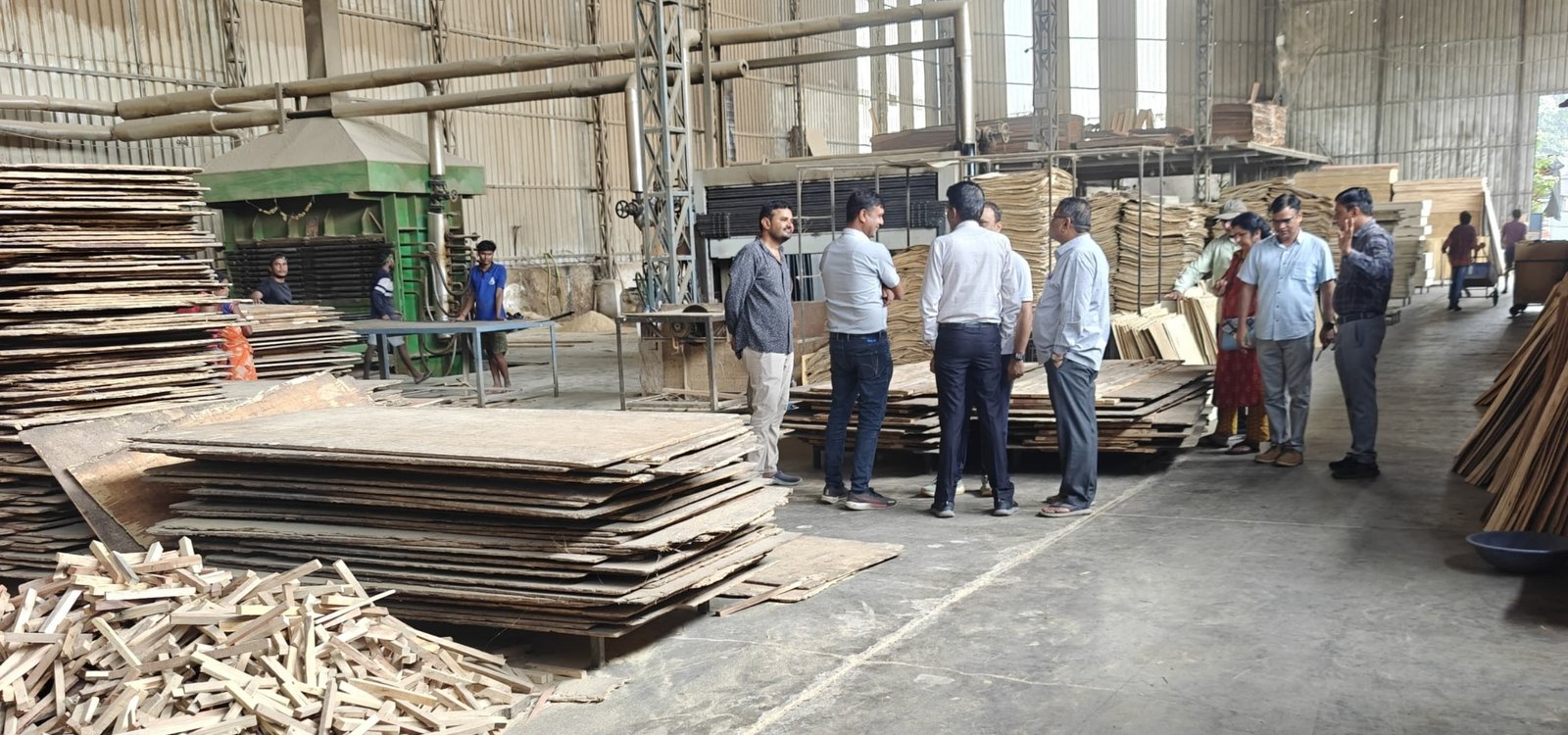 Visit to Gujarat's Plywood & Door Manufacturing Industry